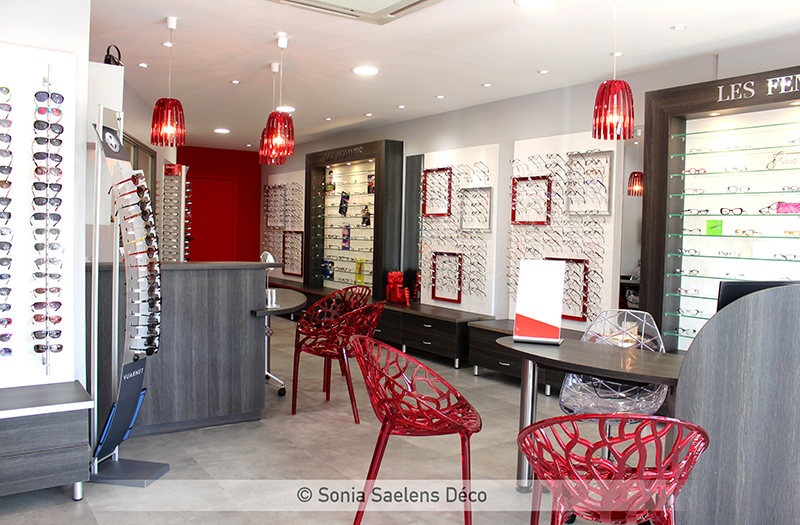 Relooker un magasin d'optique dans un style chic et moderne