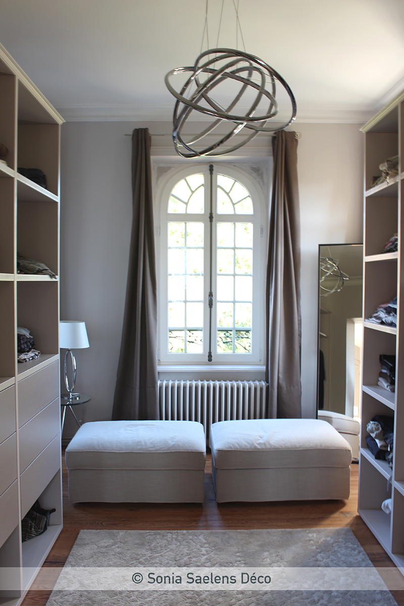 Aménager une suite parentale dans un style sobre et chic