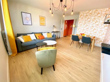 Aménagement d'un appartement Airbnb coloré et lumineux
